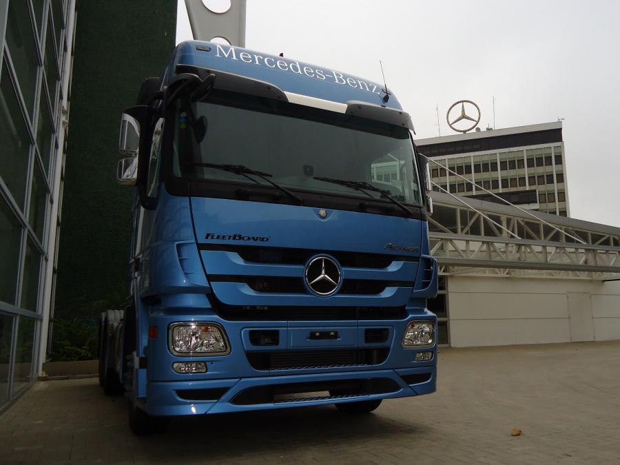  Mercedes-Benz Actros 2546 6x2 (MP3) 2011 года  (BR) (фото 11 из 18)